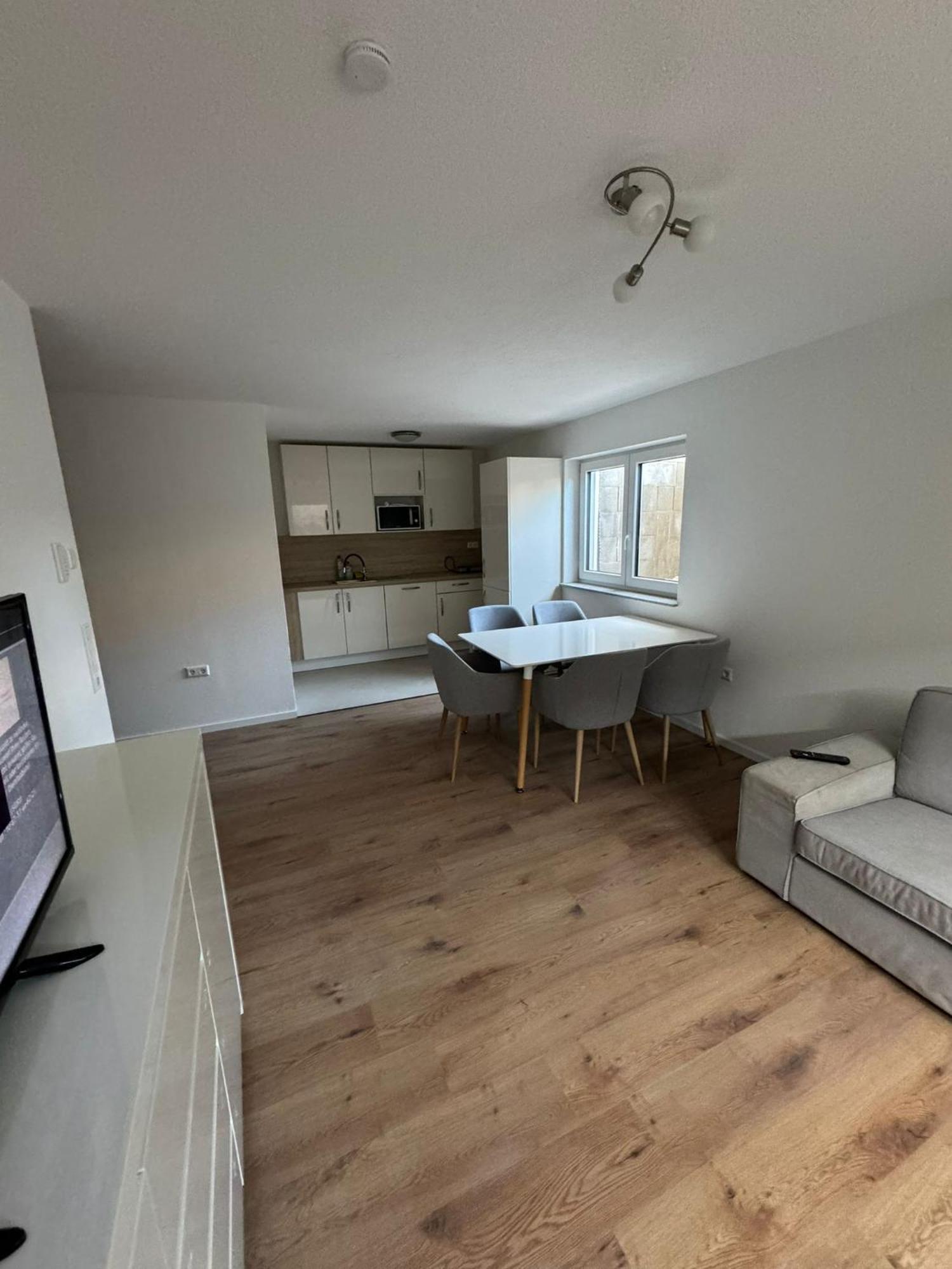 Neues Apartment Ehingen Ehingen  Dış mekan fotoğraf